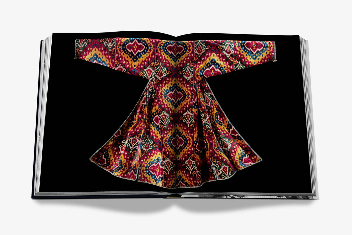 Coffee table book UZBEKISTAN SILK & GOLD: THE MAGNIFICENT ART OF COSTUME