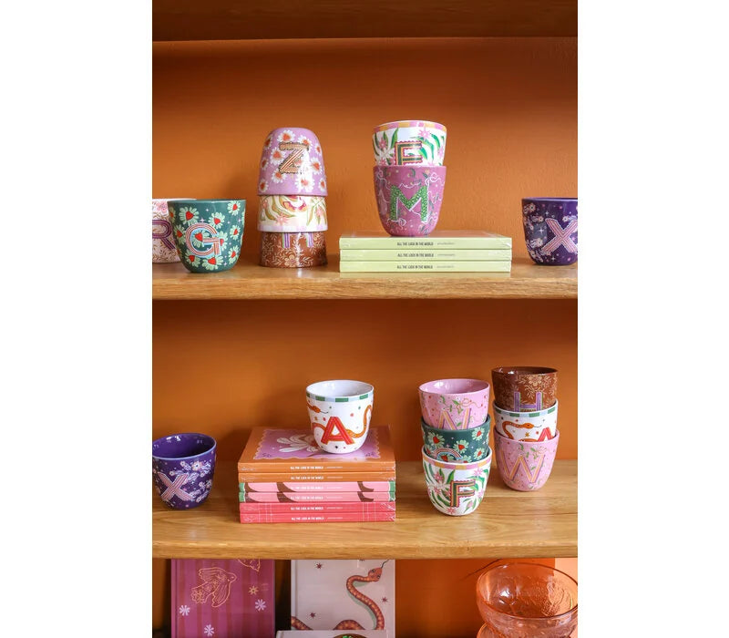 M letter cup