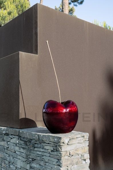 Cherry Bordeaux sculpture