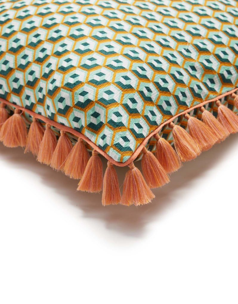 Cubi Verde in Shot Cotton Cushion with Fringes (50X50)