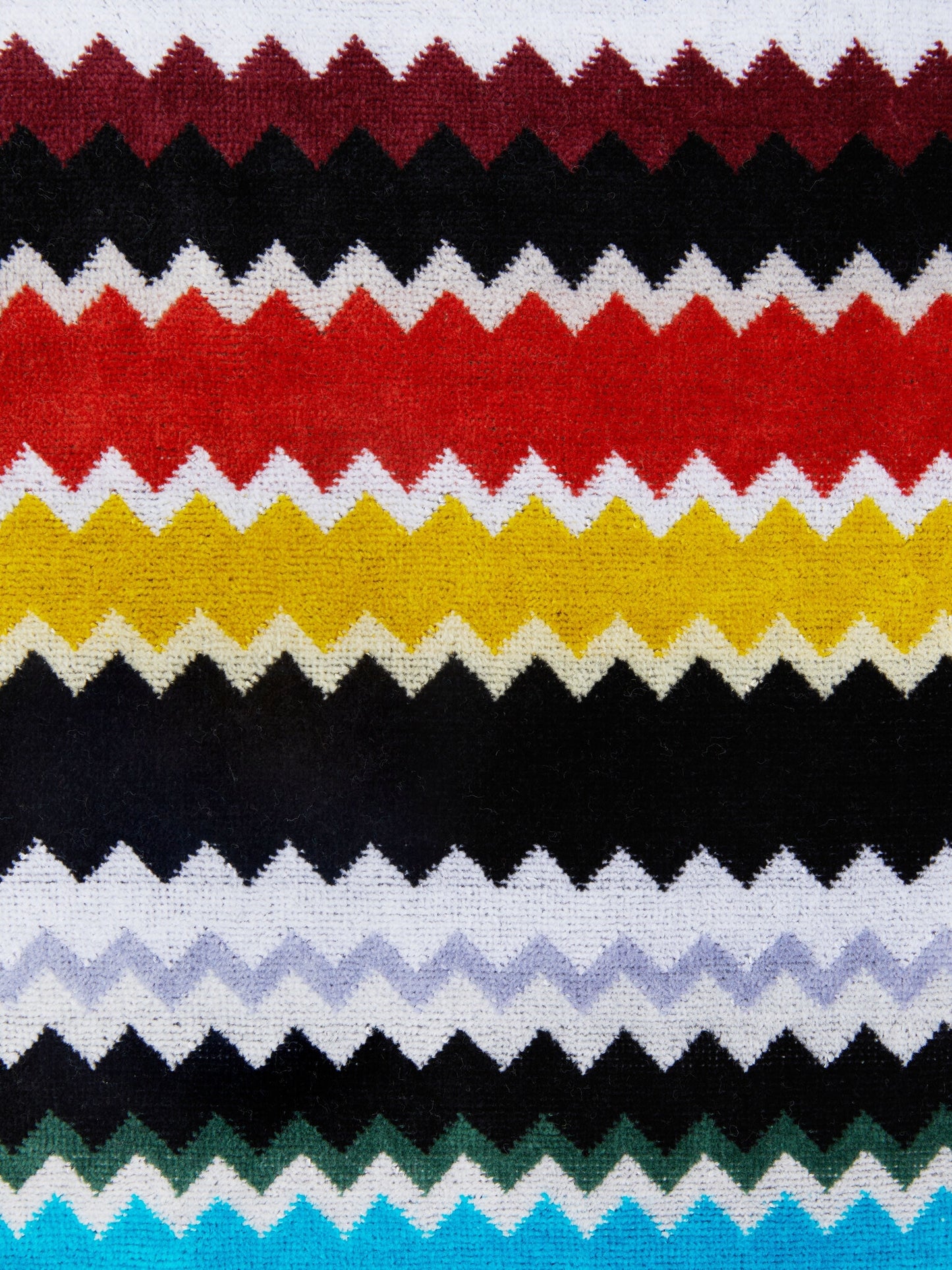 Curt 100x180 cm beach towel in zigzag cotton terry cloth