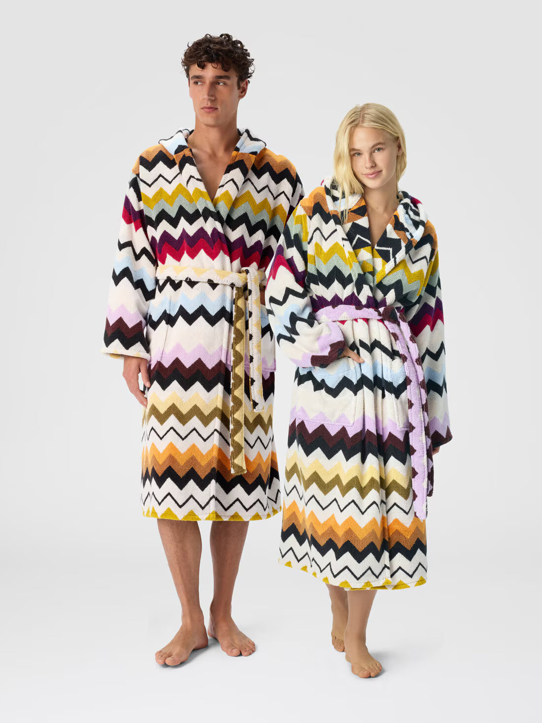 Murrina Hooded Bathrobe in cotton terry with zig zag pattern