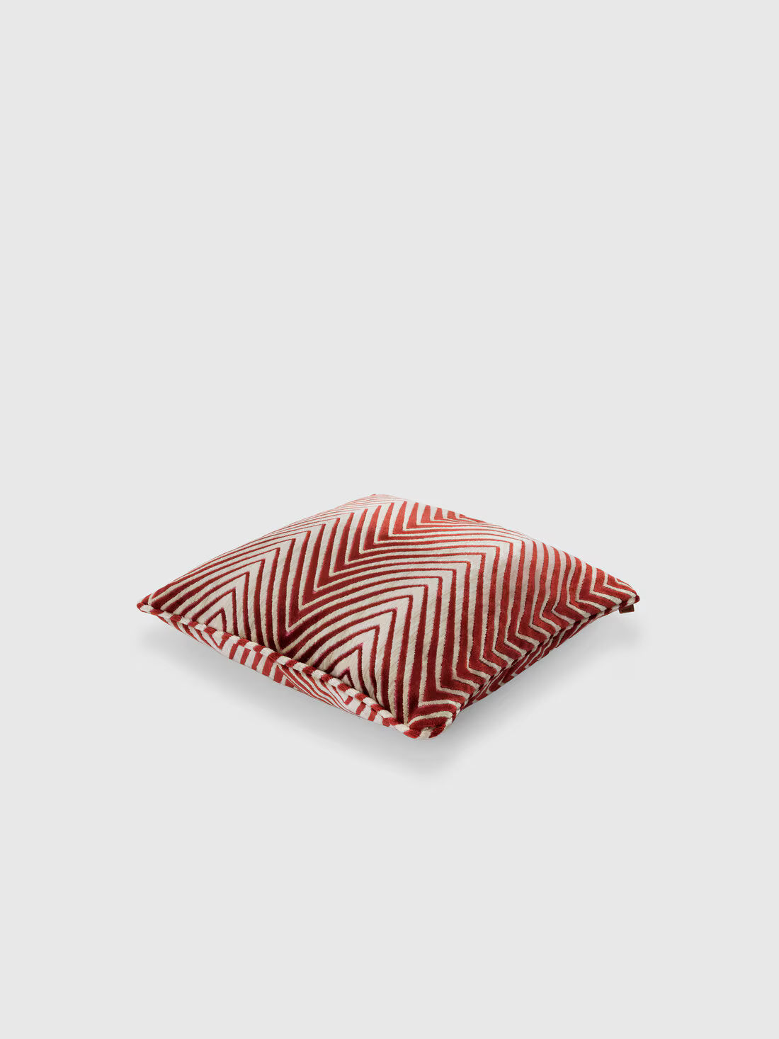 Ziggy 40x40 cm viscose blend zigzag cushion