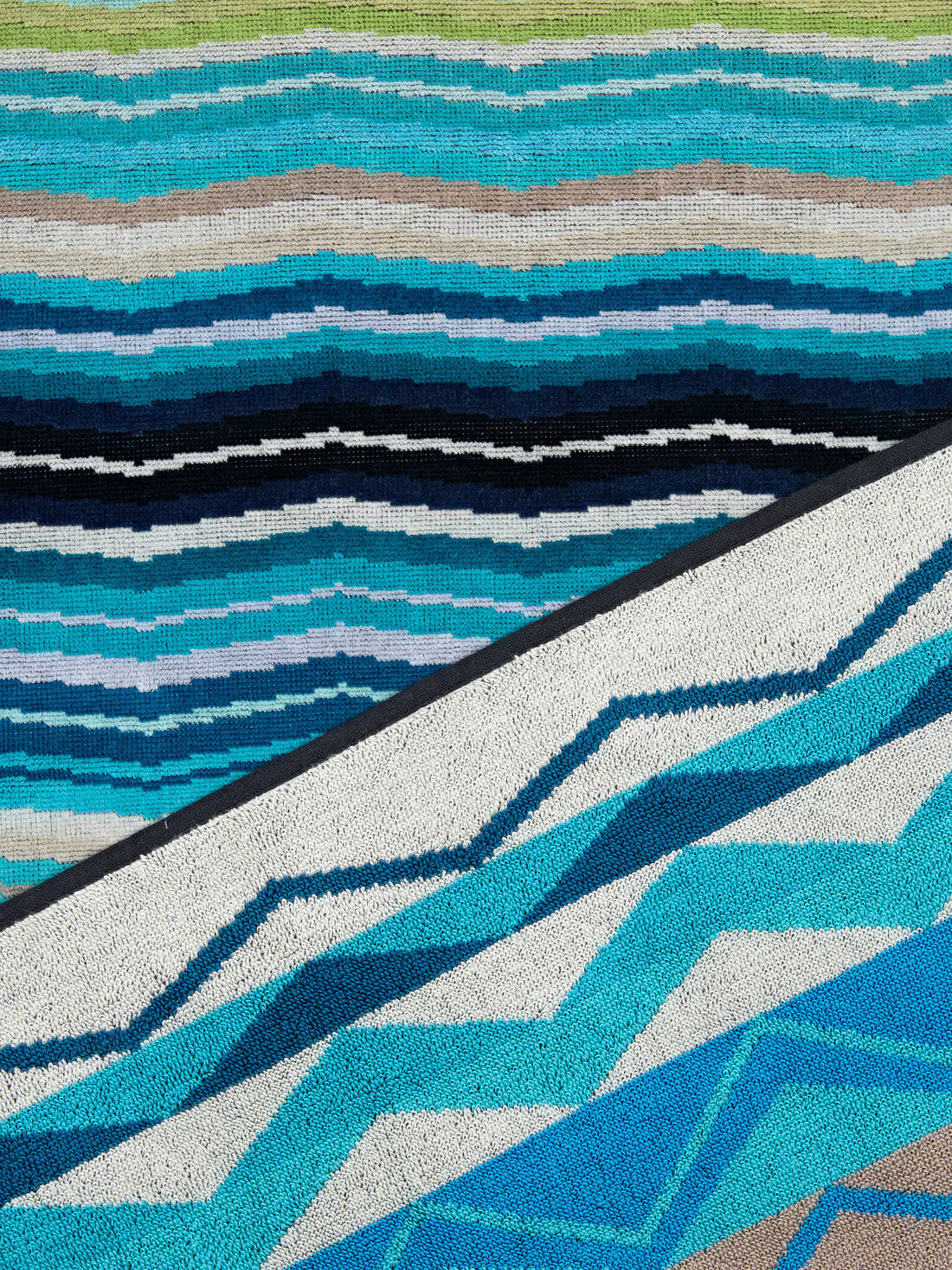 Hugo Beach Towel 100X180