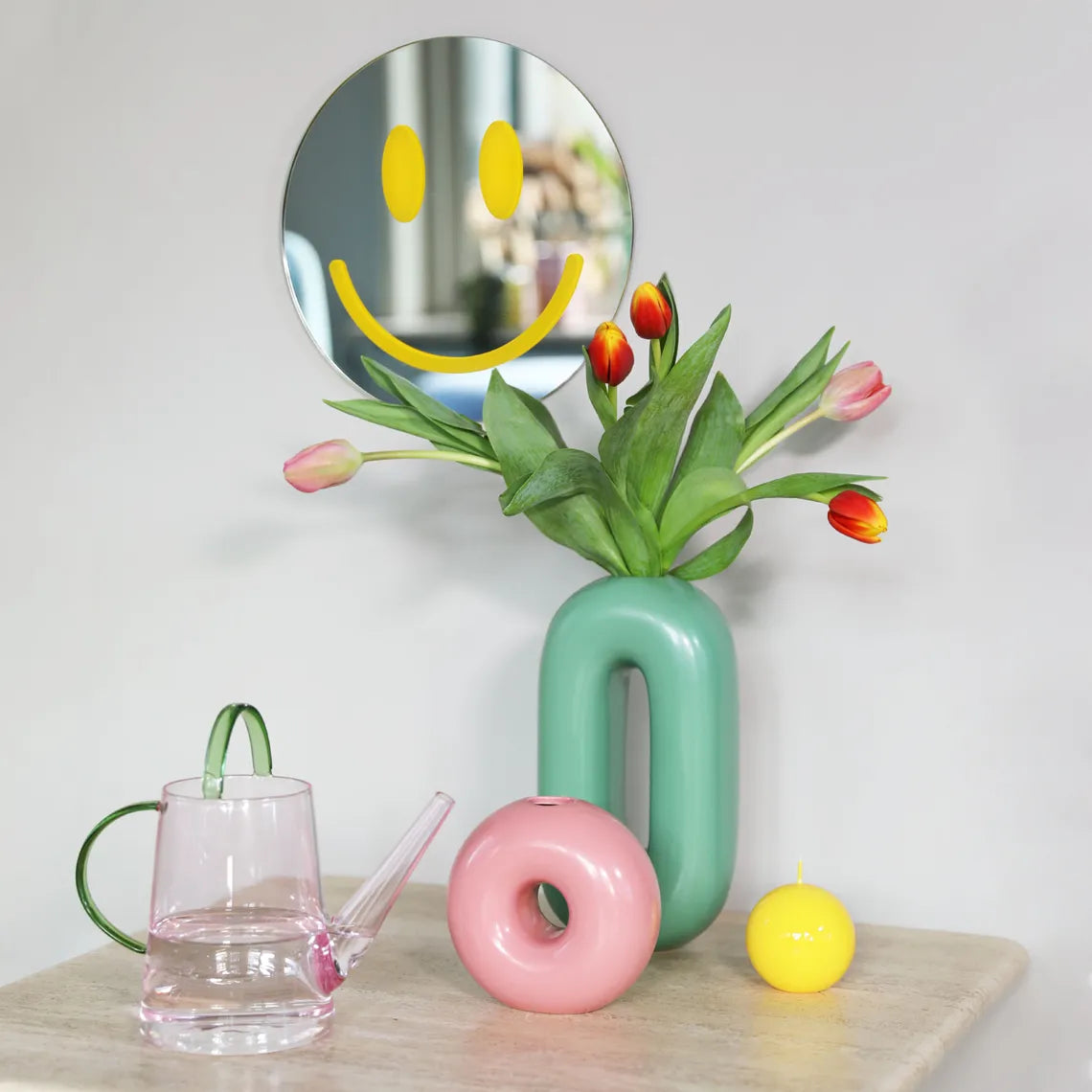 Vase capsule green