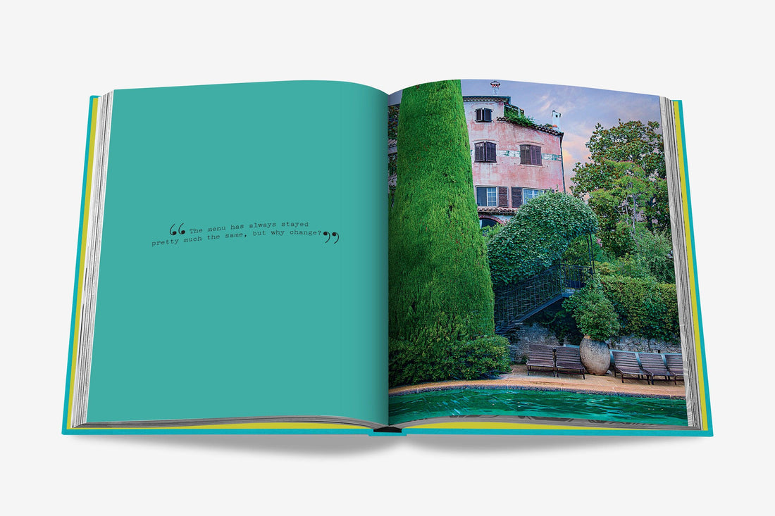 Coffee Table Book CHIC STAYS