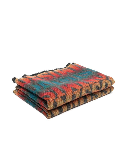 Bertold Throw