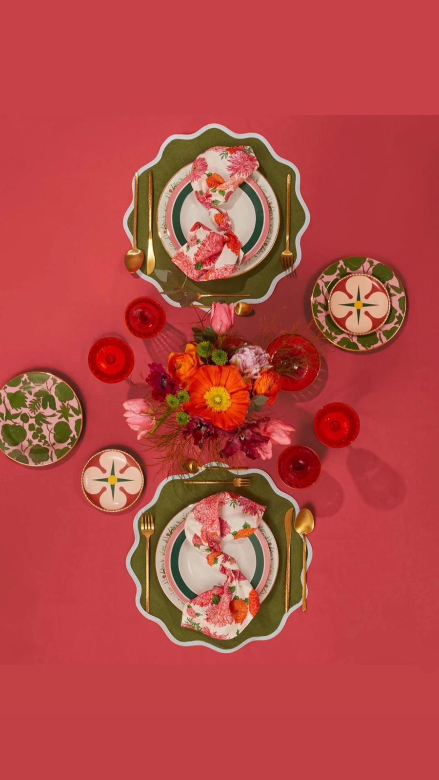 Nave in Porcelain Mini Plate