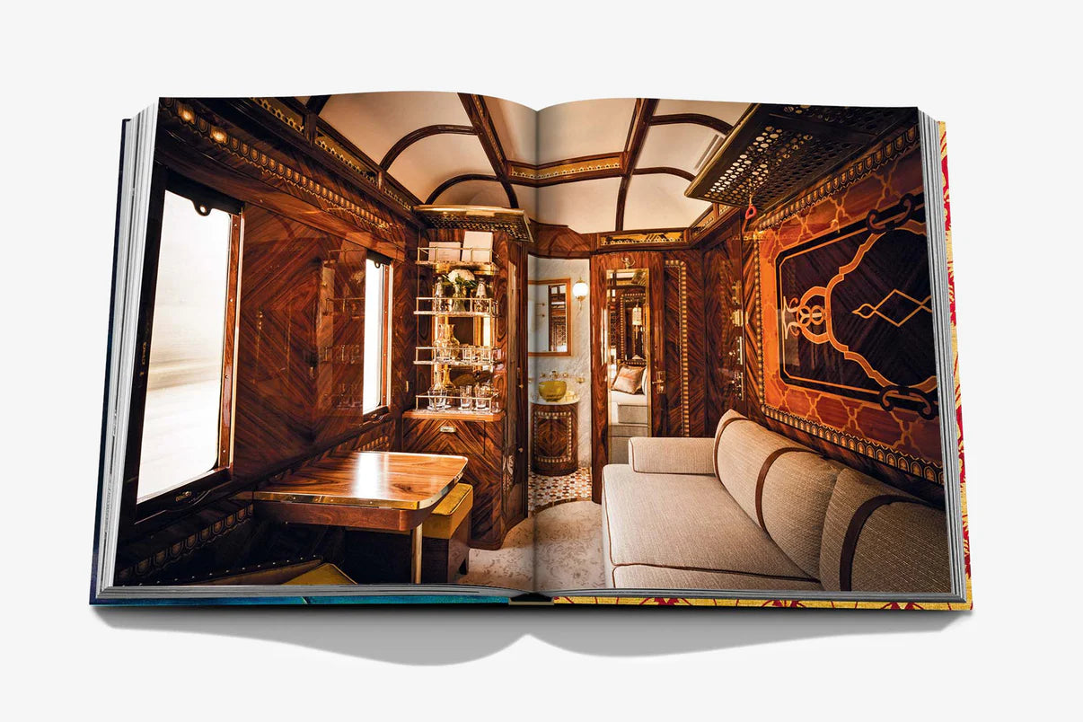 GOLDEN OPULENCE: 500 YEARS OF LUXURIANT STYLE