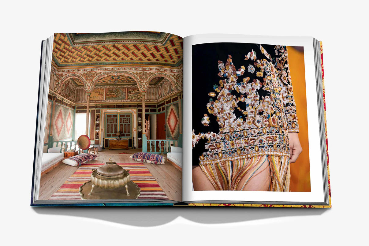 GOLDEN OPULENCE: 500 YEARS OF LUXURIANT STYLE