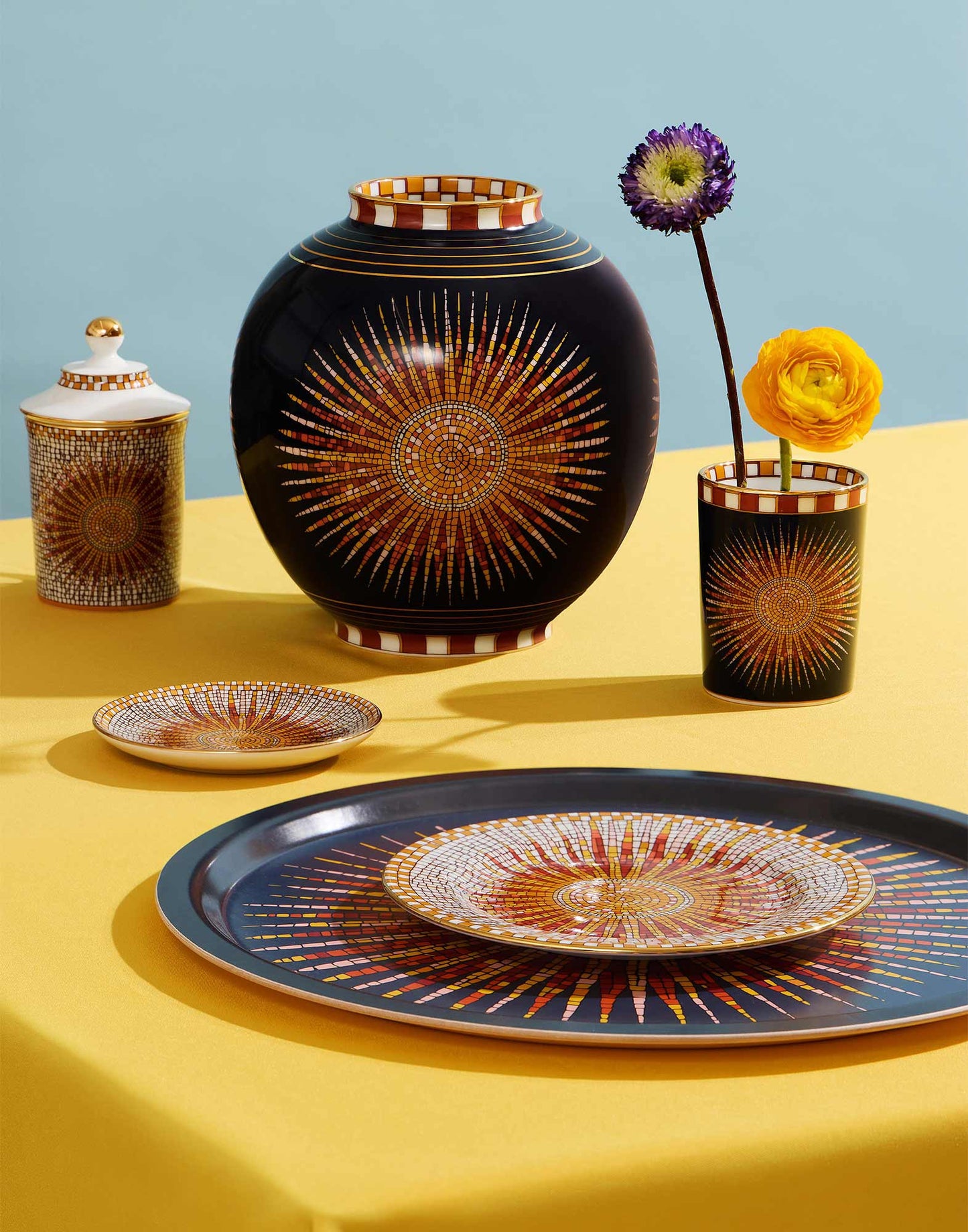 Lidded Mug - Sunrays Multicolor in Porcelain