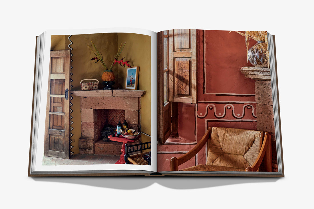 Coffee Table Book SECRET STAYS