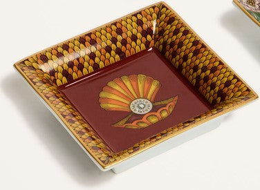 The pearl  Bordeaux in Porcelain - Mini Trinket Tray