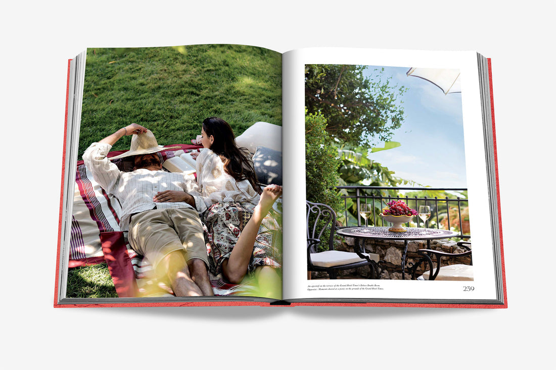 Coffee Table Book Villeggiatura: Italian Summer Vacation