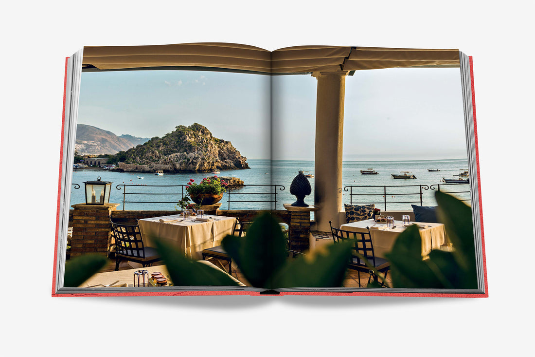 Coffee Table Book Villeggiatura: Italian Summer Vacation
