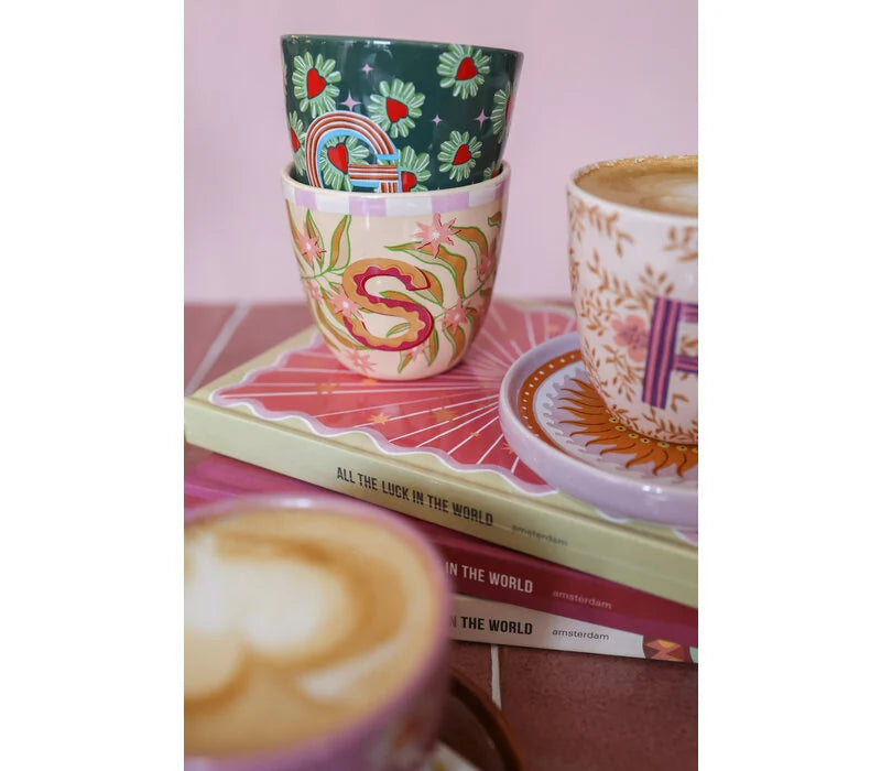 S letter cup