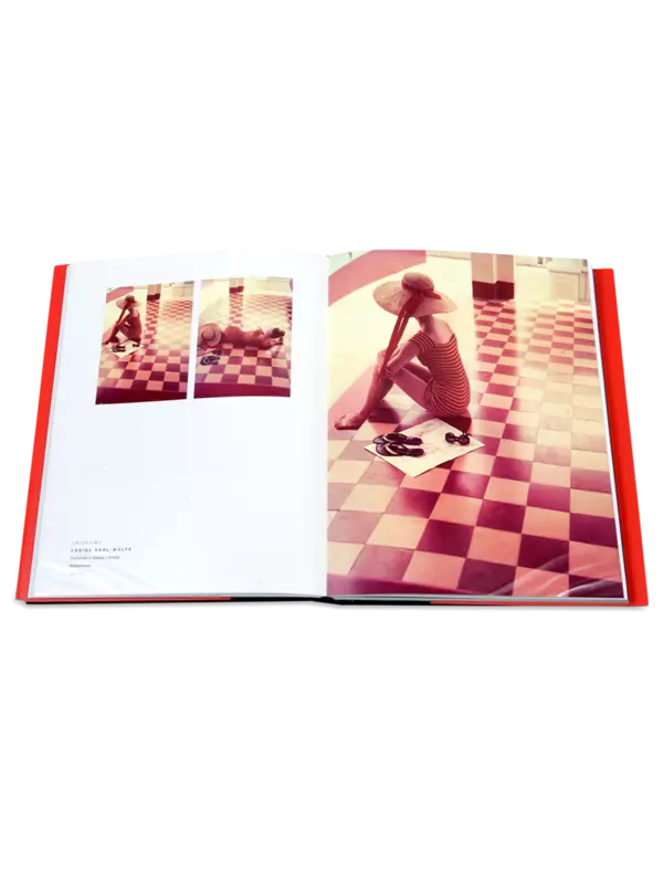 COLOR PHOTOGRAPHY