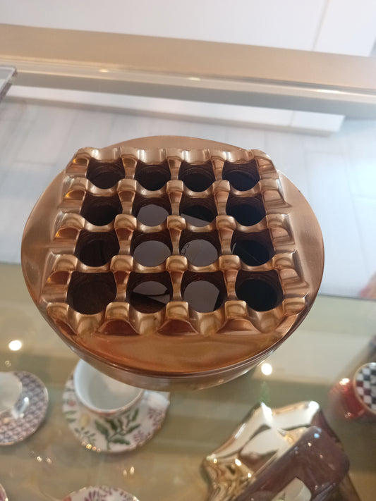 Small square in circle ashtray